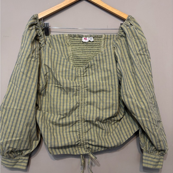LEVIS Devin Blouse Plaid Top, Smocked back - Picture 4 of 11